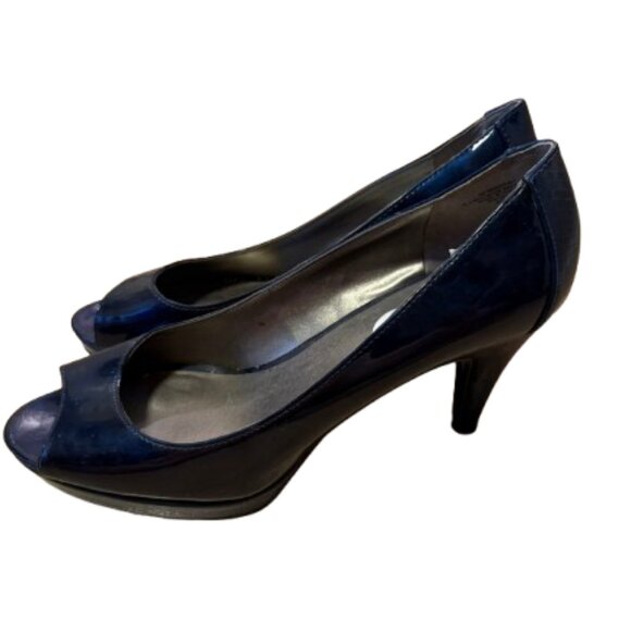 Bandolino Navy Patent Peep Toe Heels - 8 - Picture 1 of 4
